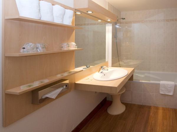 Hôtel Vert : photo 1 de la chambre chambre quadruple