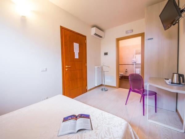 Agriturismo Ca' La Pergola : photo 8 de la chambre petite chambre double