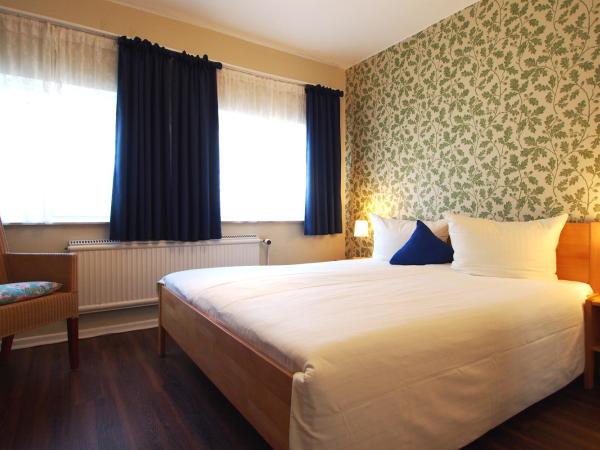 GastHaus Hotel Bremen : photo 10 de la chambre chambre double