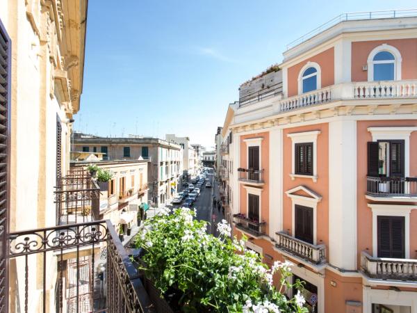 Residence Le Vie del Centro : photo 9 de la chambre chambre deluxe