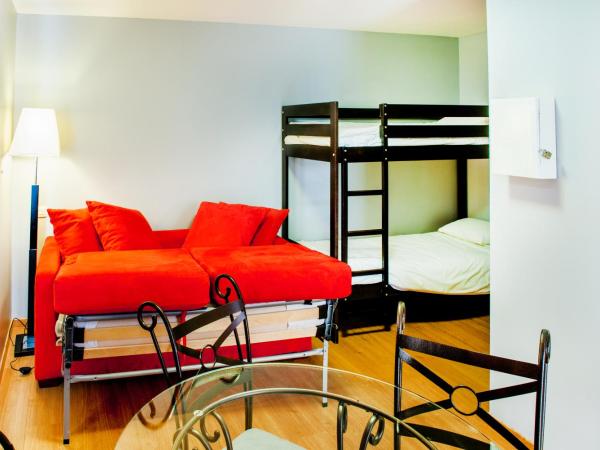 Zenitude Hôtel-Résidences Les Jardins de Lourdes : photo 3 de la chambre appartement supérieur (6 adultes)