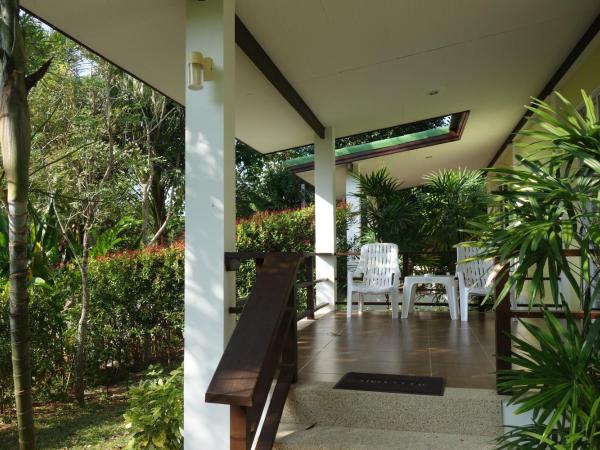 Khaolak Hillside Villa : photo 8 de la chambre bungalow - vue sur jardin