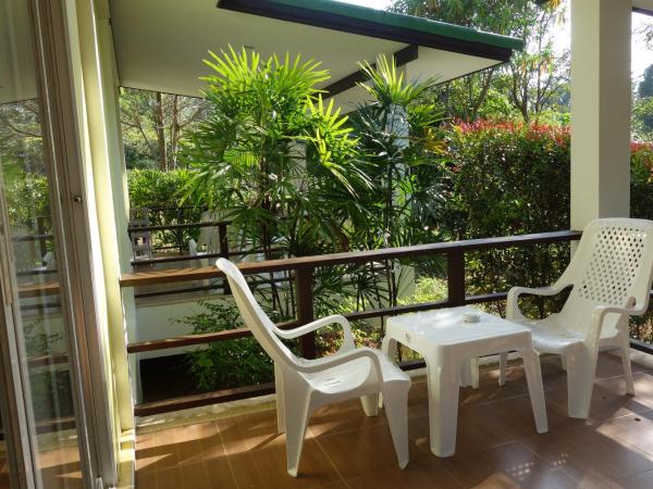 Khaolak Hillside Villa : photo 9 de la chambre bungalow - vue sur jardin