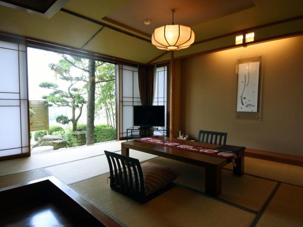 Arima Onsen Taketoritei Maruyama : photo 5 de la chambre chambre de luxe de style japonais avec chambre lits jumeaux et bain thermal intérieur - non-fumeurs - 101