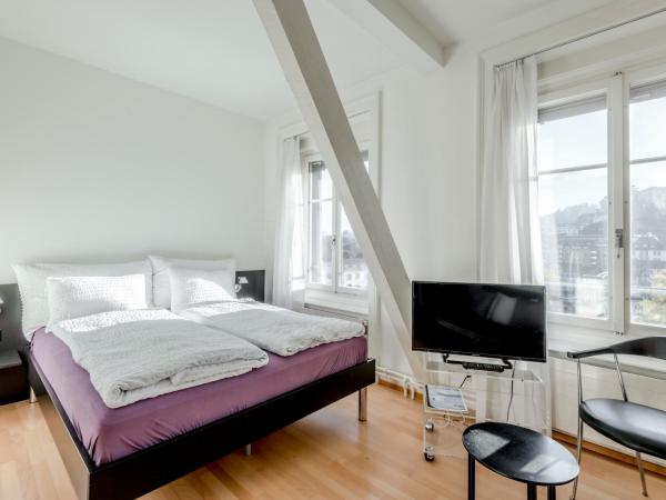 Boutique Hotel KARL : photo 1 de la chambre chambre quadruple - vue sur rivière et montagne