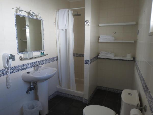 Casa Pinha : photo 10 de la chambre chambre double ou lits jumeaux