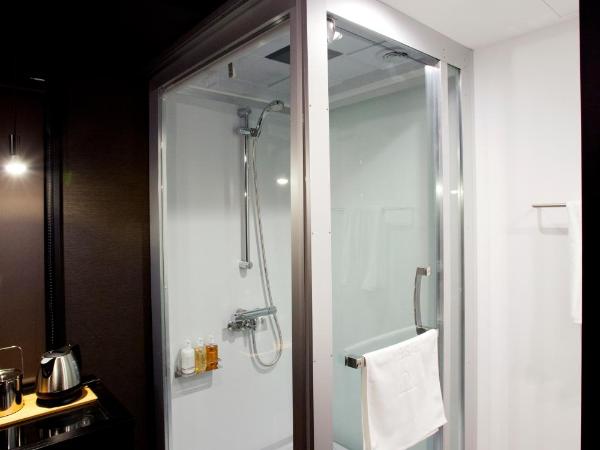 Hotel Risveglio Akasaka : photo 5 de la chambre chambre double avec petit lit double