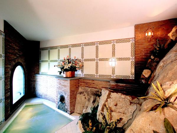 Hotel La Tonnarella : photo 8 de la chambre chambre familiale (2 adultes et 2 enfants)