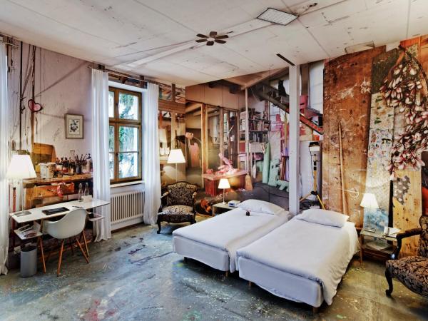 Gast - und Kulturhaus Der Teufelhof Basel : photo 1 de la chambre chambre double art