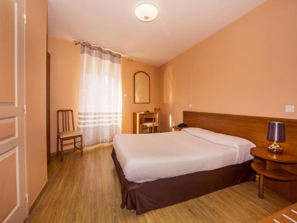 Hotel le Dauphin : photo 8 de la chambre chambre double