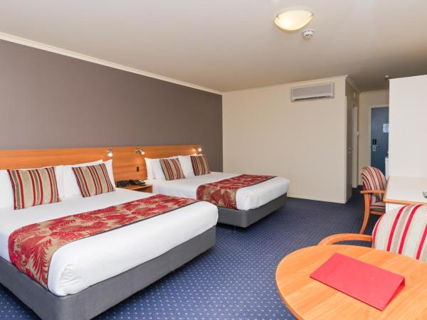 Heartland Hotel Auckland Airport : photo 2 de la chambre chambres lits jumeaux supérieures communicantes