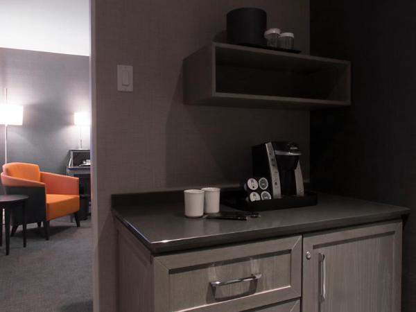 Hotel Manoir Victoria : photo 3 de la chambre chambre supérieure