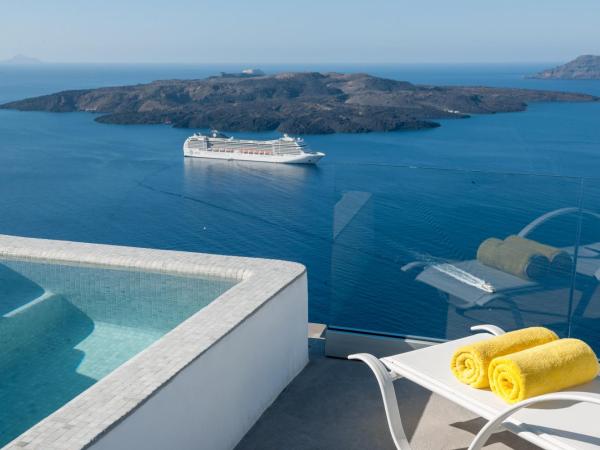 Keti Hotel : photo 8 de la chambre suite lit king-size - vue sur mer