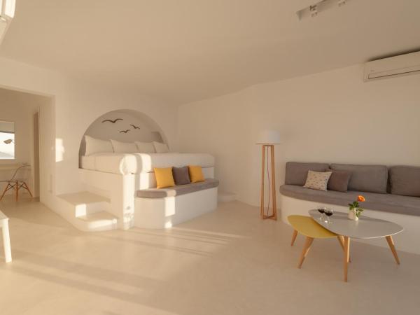 Keti Hotel : photo 9 de la chambre suite lit king-size - vue sur mer