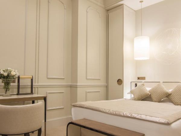 Le Narcisse Blanc : photo 2 de la chambre suite junior avec salon