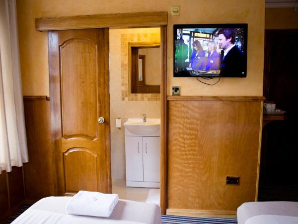 Cricklewood Lodge Hotel : photo 10 de la chambre chambre lits jumeaux