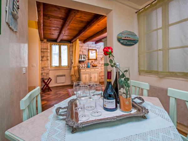 Residence LA CARERA Centro Storico : photo 1 de la chambre appartement en duplex