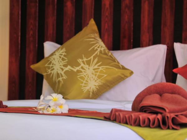 Phi Phi Little Star Resort : photo 9 de la chambre bungalow deluxe - vue sur jardin