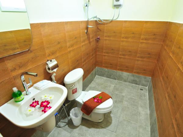 Phi Phi Little Star Resort : photo 4 de la chambre bungalow deluxe - vue sur jardin