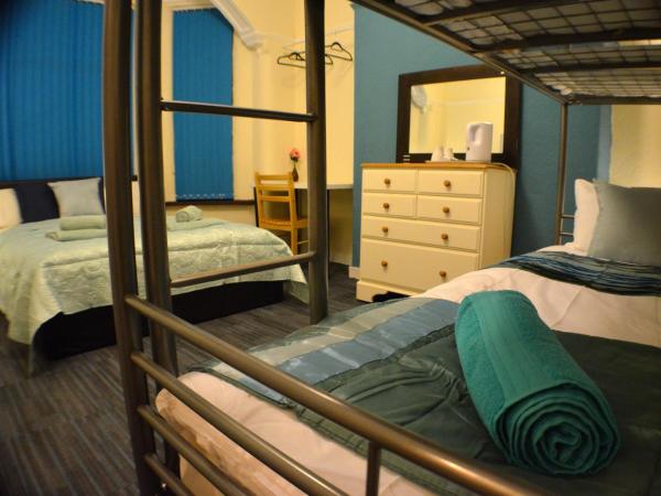 Birchfields Guest House : photo 5 de la chambre chambre quadruple