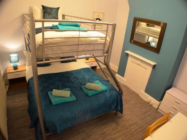 Birchfields Guest House : photo 5 de la chambre chambre triple