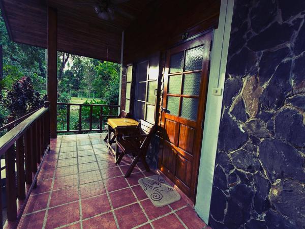 Krathom Khaolak Resort : photo 7 de la chambre villa