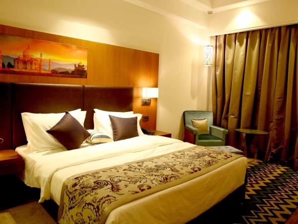 The P L Palace Agra : photo 2 de la chambre chambre pavillon