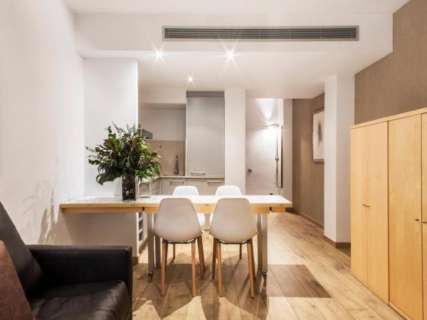 Barcelona Apartment Aramunt : photo 1 de la chambre studio exécutif (4 adultes)