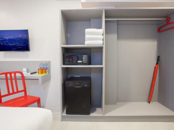 Recenta Style Phuket Town : photo 2 de la chambre chambre standard - non-fumeurs