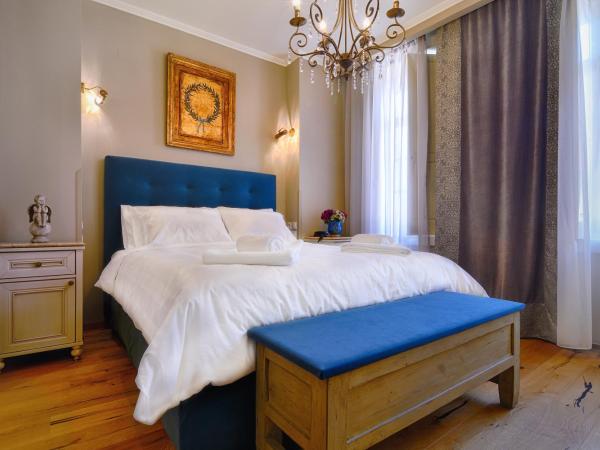 Hotel Antique : photo 8 de la chambre suite 1 chambre avec canapé-lit