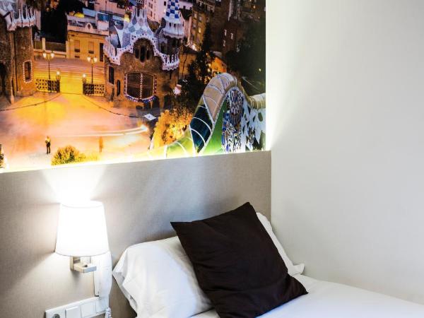 Hotel BESTPRICE Gracia : photo 1 de la chambre chambre simple deluxe