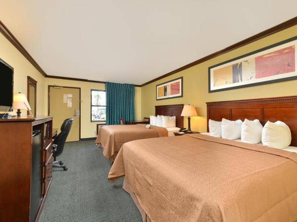 Quality Inn San Diego I-5 Naval Base : photo 4 de la chambre hébergement standard avec 2 lits queen-size - non-fumeurs