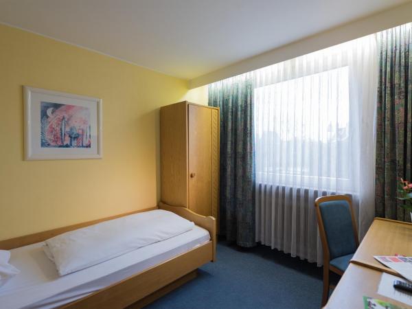 Tagungshotel Höchster Hof : photo 4 de la chambre chambre simple