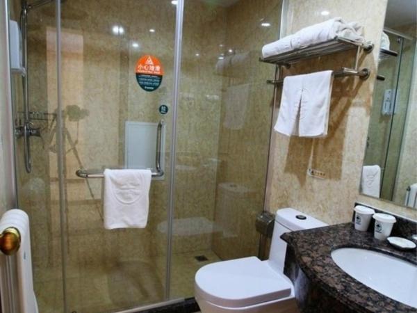 GreenTree Inn Beijing Xicheng District Caishikou Express Hotel : photo 4 de la chambre chambre triple - citoyens de chine continentale