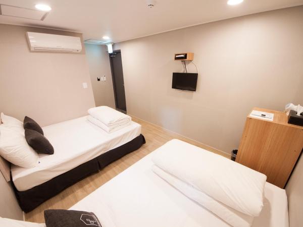 K-Grand Hotel Myeongdong : photo 3 de la chambre chambre familiale