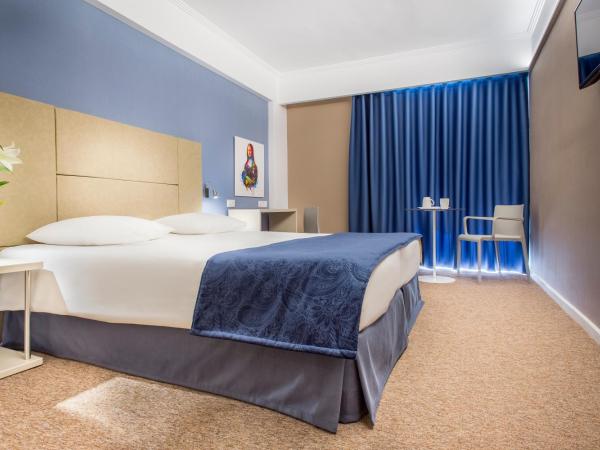 Airotel Alexandros : photo 2 de la chambre hébergement supérieur avec balcon