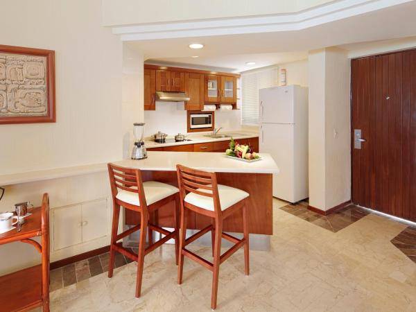 Occidental Tucancún - All Inclusive : photo 3 de la chambre suite côté océan 1er Étage