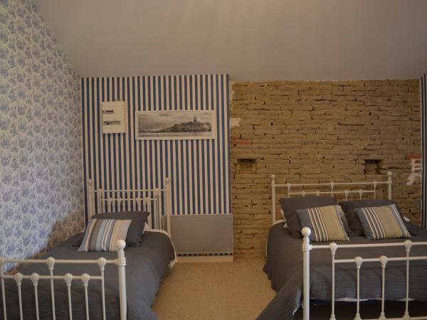 Le Clos de Saint Amour : photo 4 de la chambre chambre familiale jadis