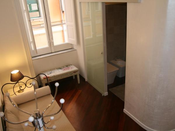 B&B Mini Hotel Incity-close train station and port- : photo 5 de la chambre appartement 1 chambre - bâtiment séparé