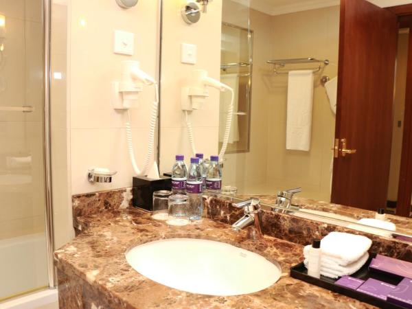 Park Regis Kris Kin Hotel : photo 6 de la chambre chambre double deluxe