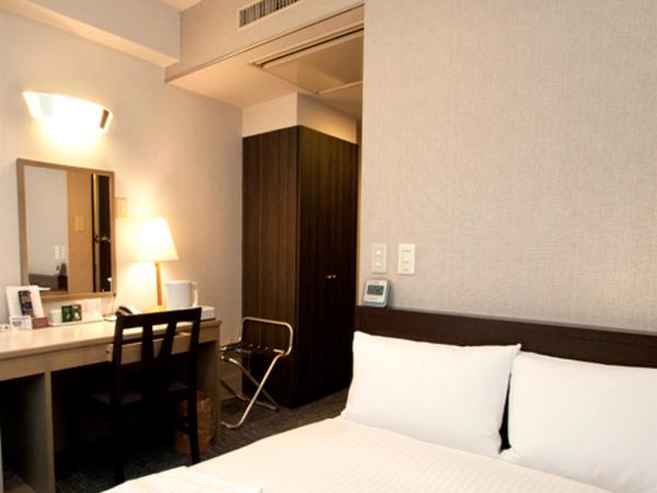 Smile Hotel Asakusa : photo 1 de la chambre chambre double avec petit lit double - fumeurs