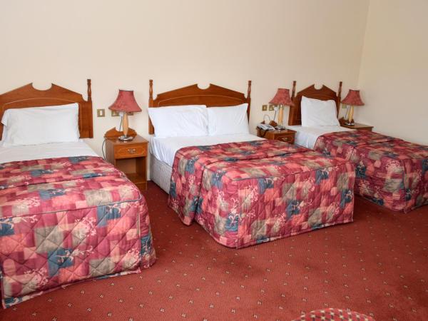 Rhu Glenn Hotel : photo 6 de la chambre chambre familiale (2 adultes + 4 enfants)