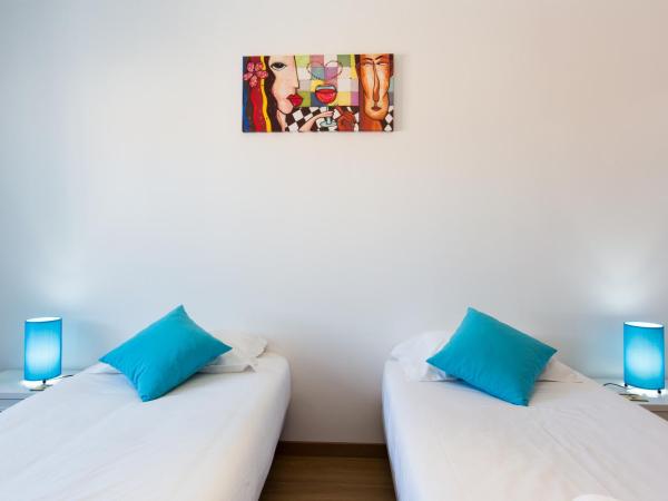 West Side Guesthouse : photo 4 de la chambre chambre lits jumeaux avec salle de bains privative