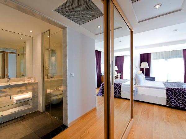 Akra V Hotel : photo 5 de la chambre hébergement v casual - vue sur ville