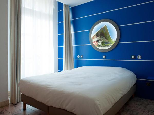 Hôtel Le Dauphin : photo 5 de la chambre chambre simple