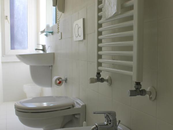 Hotel Bernina : photo 5 de la chambre chambre simple