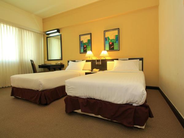 Chiang Mai Hill Hotel : photo 2 de la chambre chambre lits jumeaux supérieure