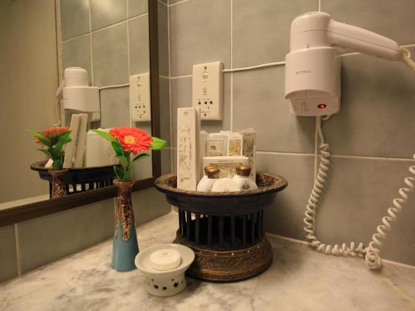 Chiang Mai Hill Hotel : photo 8 de la chambre chambre lits jumeaux deluxe