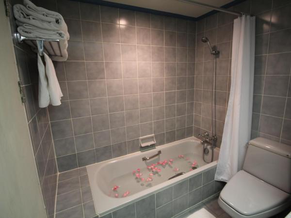 Chiang Mai Hill Hotel : photo 6 de la chambre suite présidentielle