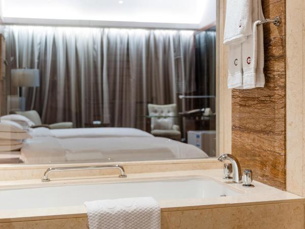Guangzhou Good International Hotel : photo 2 de la chambre chambre affaires lits jumeaux